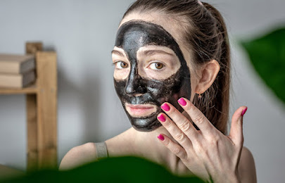 Ultimate Guide to Charcoal Face Masks: Benefits, Usage, and Top Products for Flawless Skin